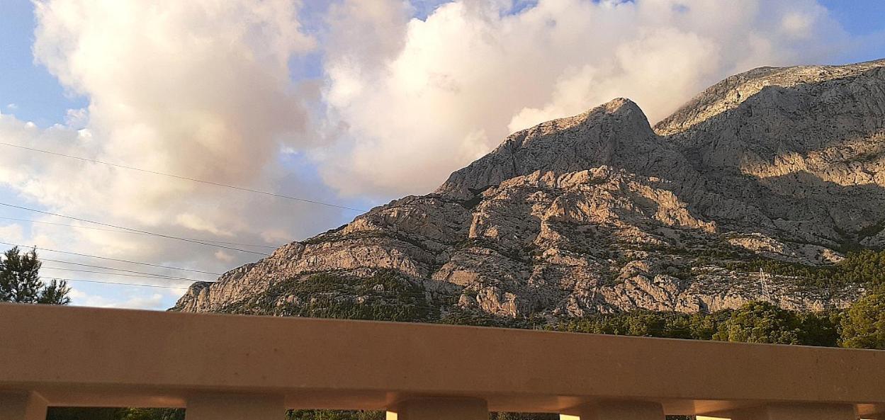 Stone House Bonaca Daire Baška Voda Oda fotoğraf